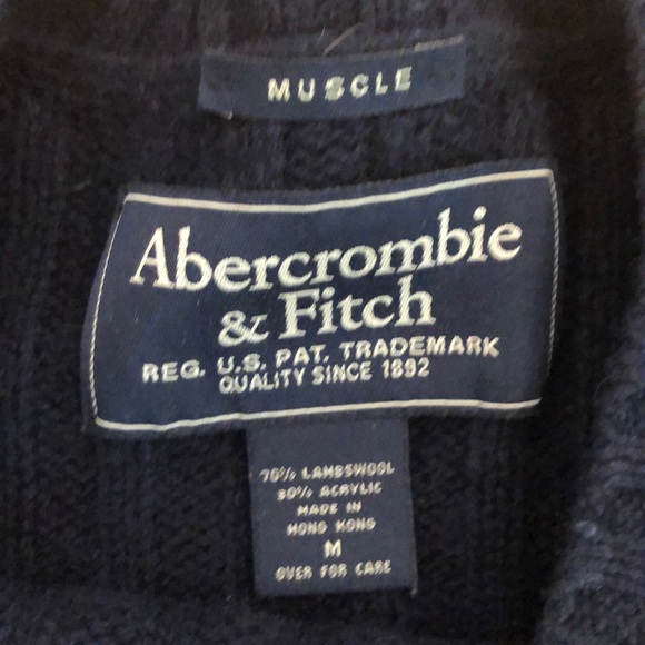 Abercrombie sweater - Picture 2 of 2